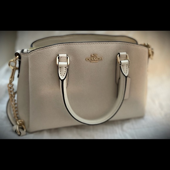 Coach Purse - Picture 2 of 6